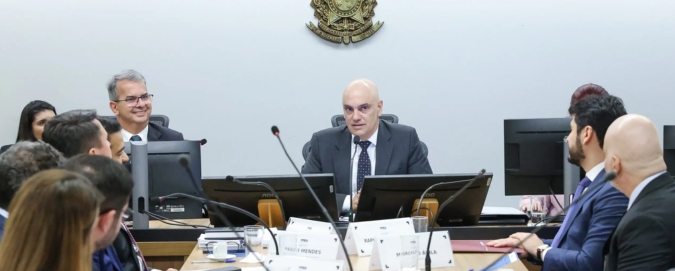 Você está visualizando atualmente O conflito em torno do IOF: governo, Congresso e STF